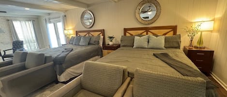 5 Schlafzimmer, Schreibtisch, Bügeleisen/Bügelbrett, kostenloses WLAN