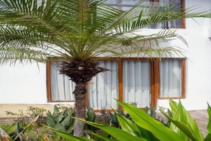 Exterior detail - Crown Regency Beach Resort (Boracay Island)