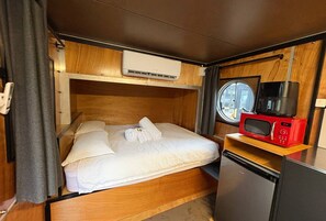 Design Cabin, Multiple Beds (No Ensuite) | Bed sheets