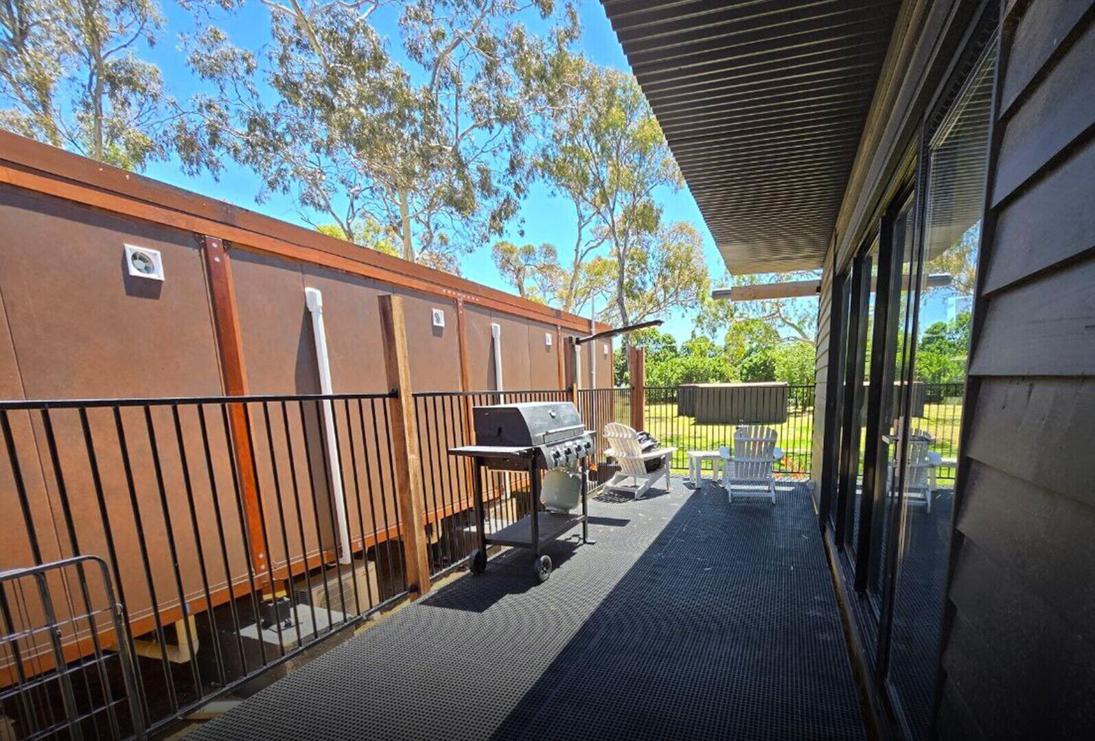 Signature Cabin, 1 Queen Bed with Sofa bed