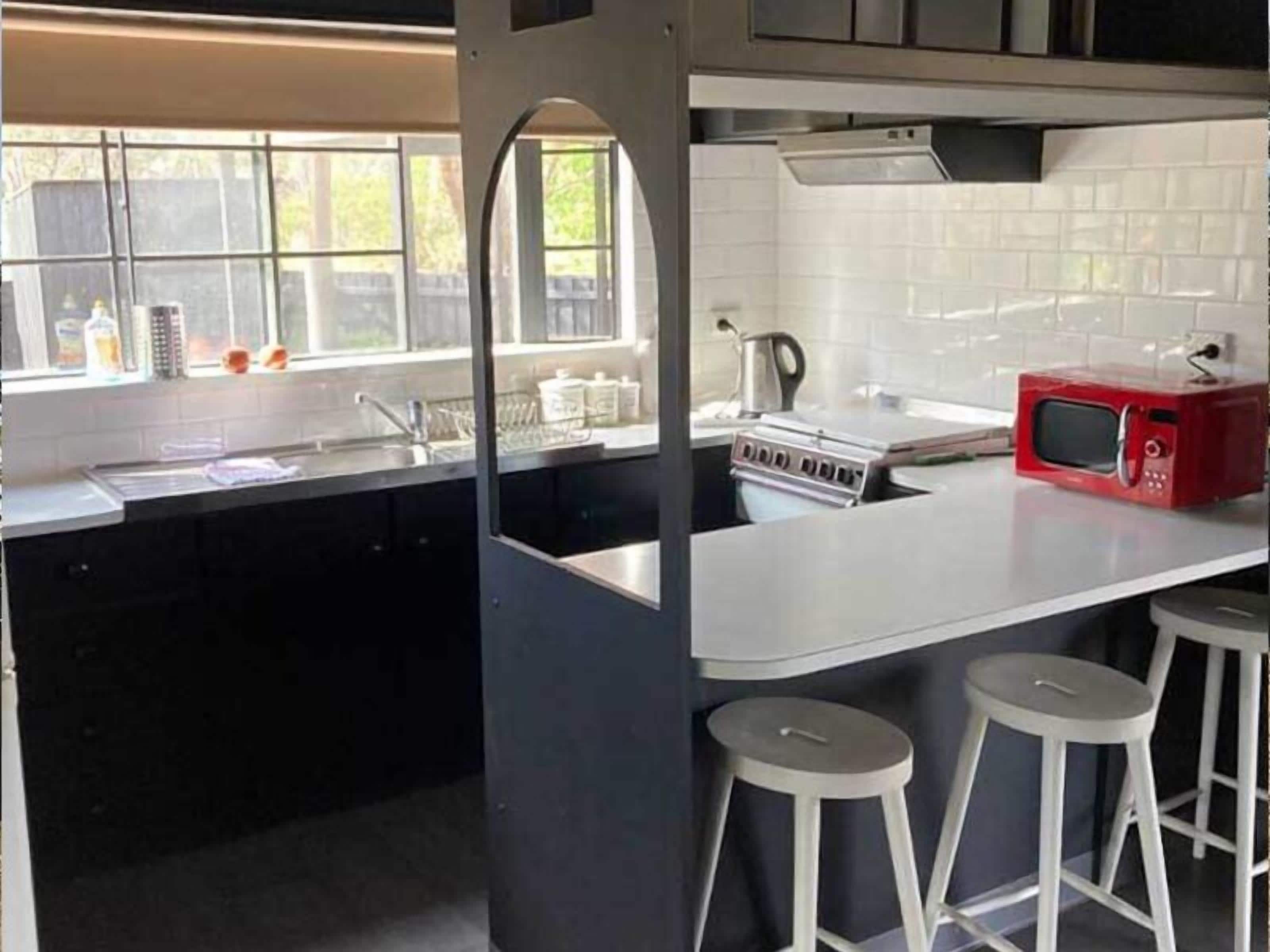 Classic Cottage, 2 Bedrooms | Bed sheets