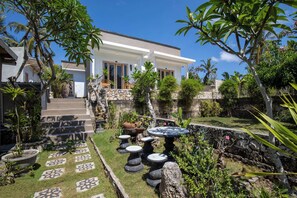 Double Room, Garden View | Terrace/patio