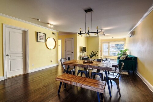 Relaxing and beautiful 2 bedroom apartment in Montreal East