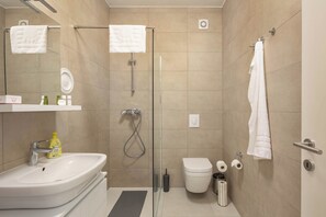 Family Apartment, Multiple Bedrooms, Sea Facing (Apartment Lady Laura) | Bathroom | Shower, hair dryer, towels, soap - Seafront Villa Andrijana (Krsan)