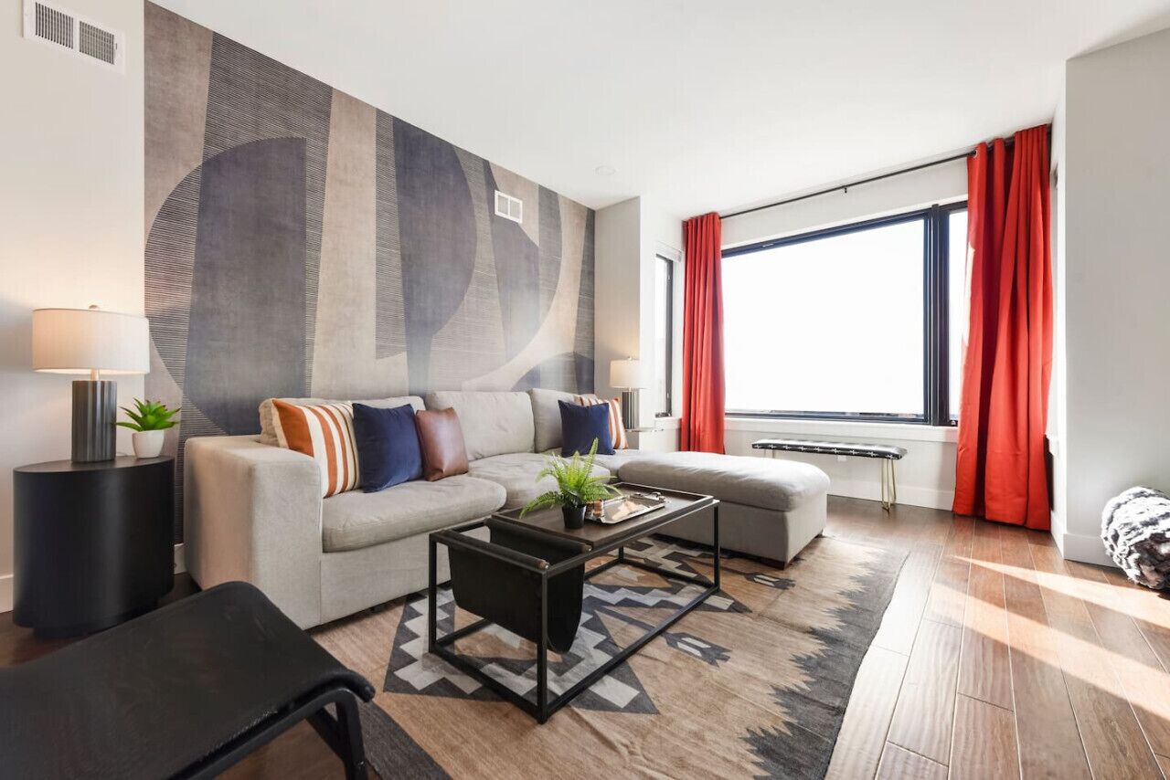 Smart TV, stereo, offices