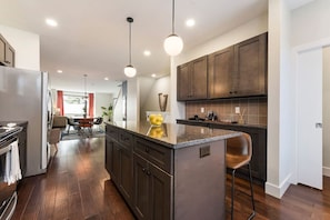 Fridge, microwave, oven, stovetop - ★ HostWise Stays ★ Tech Stay w/ In-Home Cinema & Secure Parking Spot (Pittsburgh)