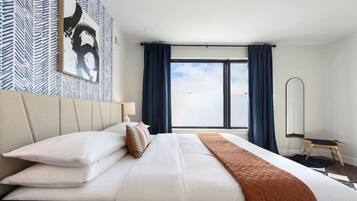 3 Schlafzimmer, Schreibtisch, Bügeleisen/Bügelbrett, Reisekinderbett