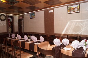 Restaurant - Hotel Shell Top  (Panaji)