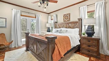 6 bedrooms, iron/ironing board, travel cot, WiFi