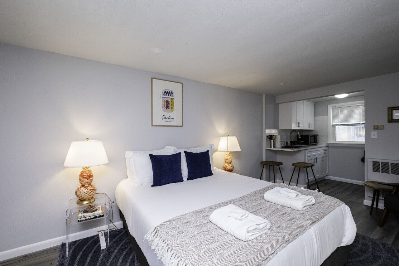 1 bedroom, iron/ironing board, travel crib, free WiFi