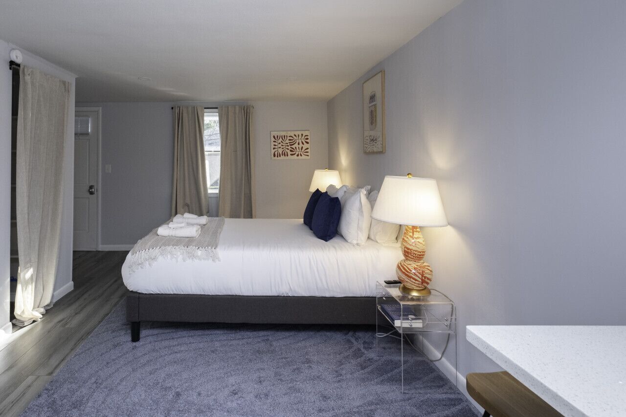 1 bedroom, iron/ironing board, travel crib, free WiFi