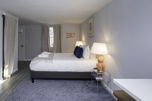 1 bedroom, iron/ironing board, travel cot, free WiFi