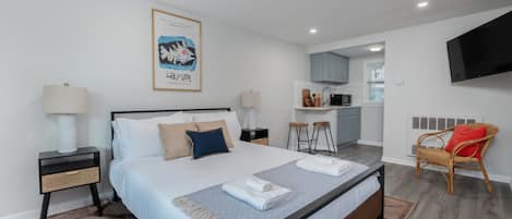 1 soverom, strykejern/-brett, reiseseng for barn og wi-fi (inkludert)