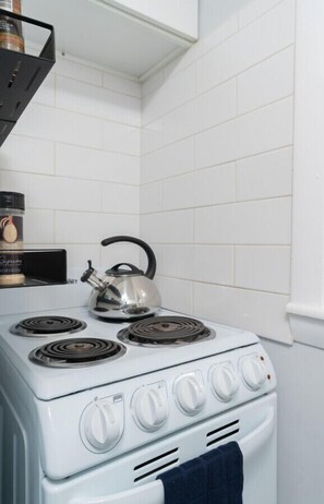Stove - The Palmer Studio · Near Mystic, Casinos + USCGA (Groton)