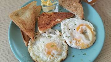 Kamar, 1 kamar tidur, Boleh Merokok, kolam renang pribadi | Interior