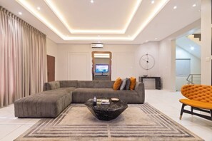 Casa geminada clássica, 4 quartos | Área de estar