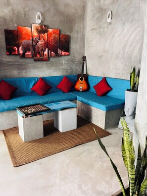 Villa Deluxe, 2 chambres, vue jardin | Coin séjour