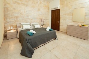2 bedrooms