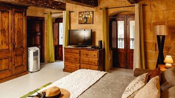 2 camere, una scrivania, ferro/asse da stiro, Wi-Fi