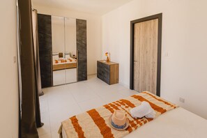 1 bedroom, iron/ironing board, WiFi