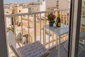 Interior - Unique 1BDR Suite! 50 Meters from Sea! (Il-Gżira)