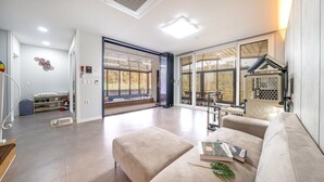 Unclassified image, 3 of 78, button - Gyeongju Blibli Poolvilla (Gyeongju)
