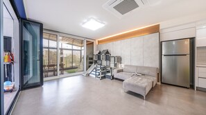 2 bedrooms, free WiFi