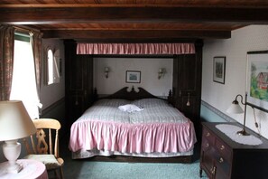 3 bedrooms, Internet