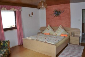 2 camere, ferro/asse da stiro, Wi-Fi gratuito, lenzuola