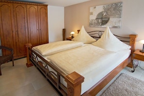 2 bedrooms