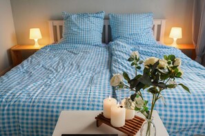 2 bedrooms