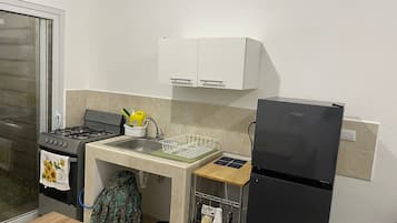 Basic Room | In-room dining