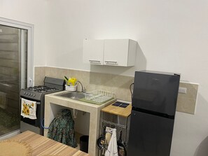 Basic Room | In-room dining - Ecoterra maquilishuat (Santa Ana)