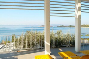 Property grounds - Charming apartment in Vodice (Zdrelac)