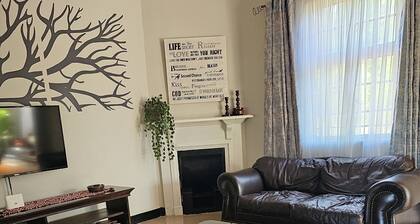 Private 3 Bedroom Holiday Home in Livingstone, Zambia. 10mins to Victoria Falls