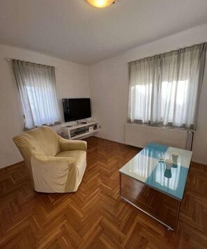 Smart TV, DVD player