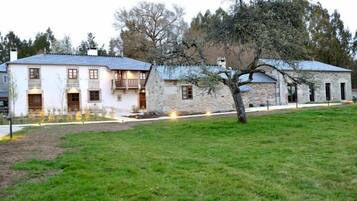 Mặt tiền nơi lưu trú