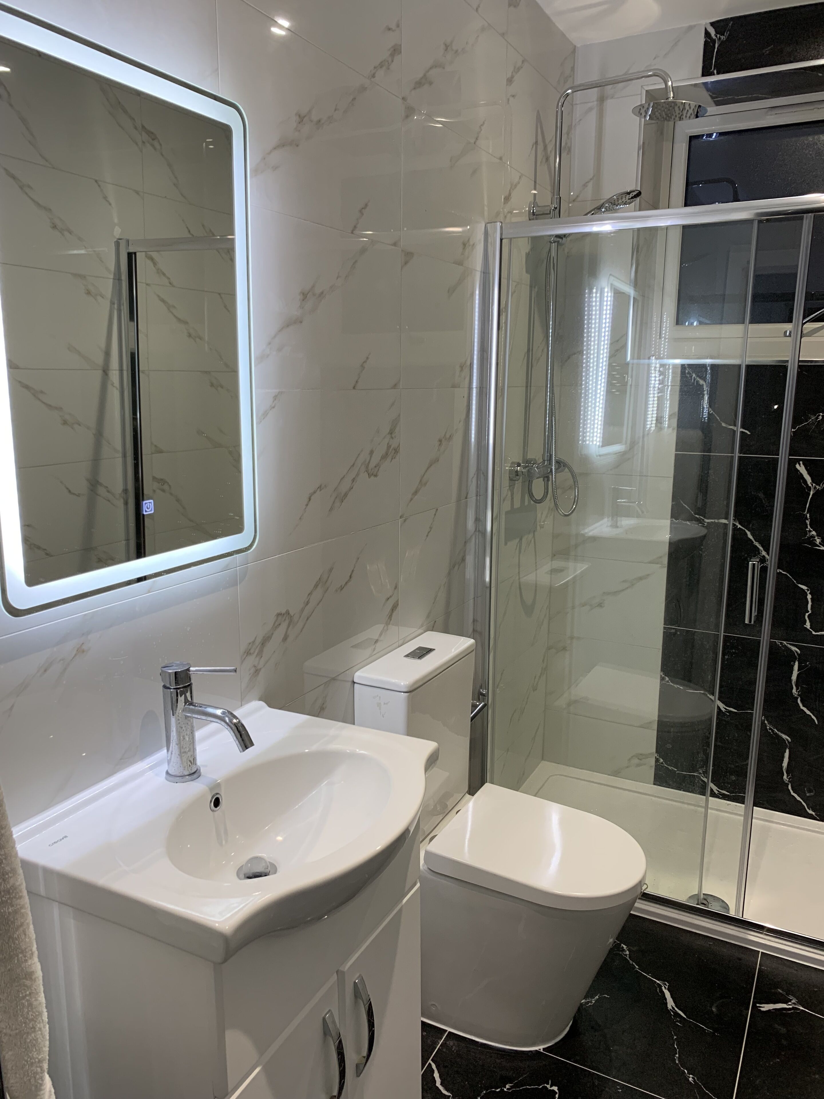 Free toiletries, hair dryer, bathrobes, towels