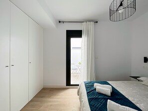 1 bedroom, iron/ironing board, travel cot, WiFi - Apartamento de un Dormitorio con Pequeño Patio - Picú Home (Málaga)