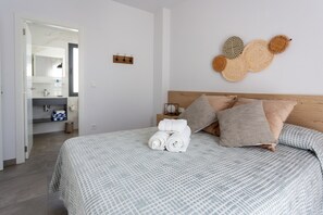 3 Schlafzimmer, Bügeleisen/Bügelbrett, Reisekinderbett, WLAN
