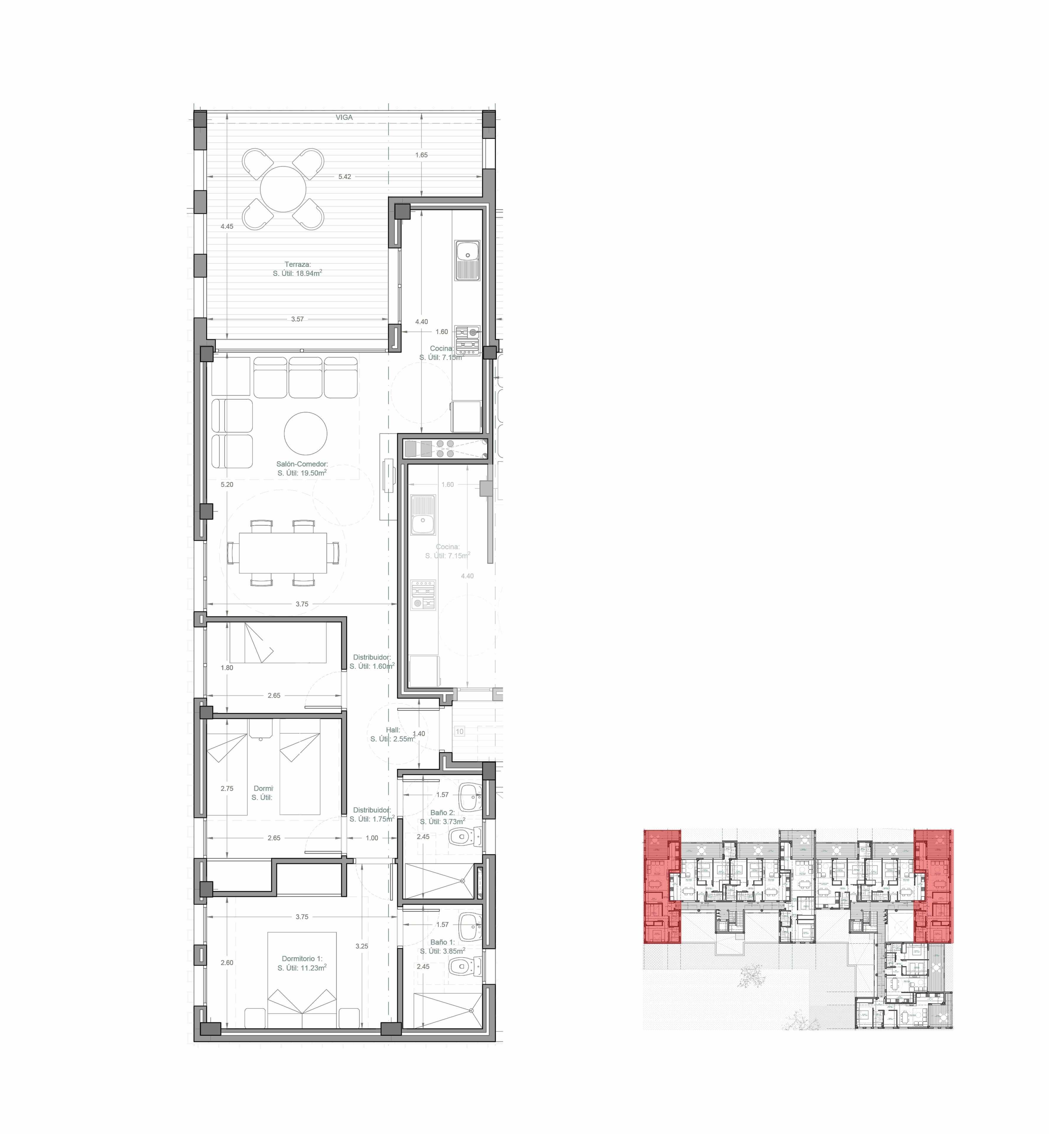 Een gedetailleerde plattegrond van een hotel met diverse kamers, waaronder een eetruimte, keuken en twee badkamers.