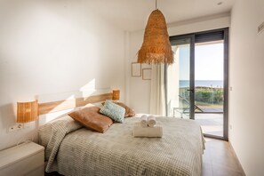 2 bedrooms, travel crib, WiFi, bed sheets
