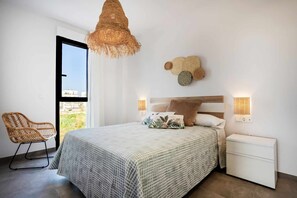 2 slaapkamers, reisbedje, wifi, beddengoed