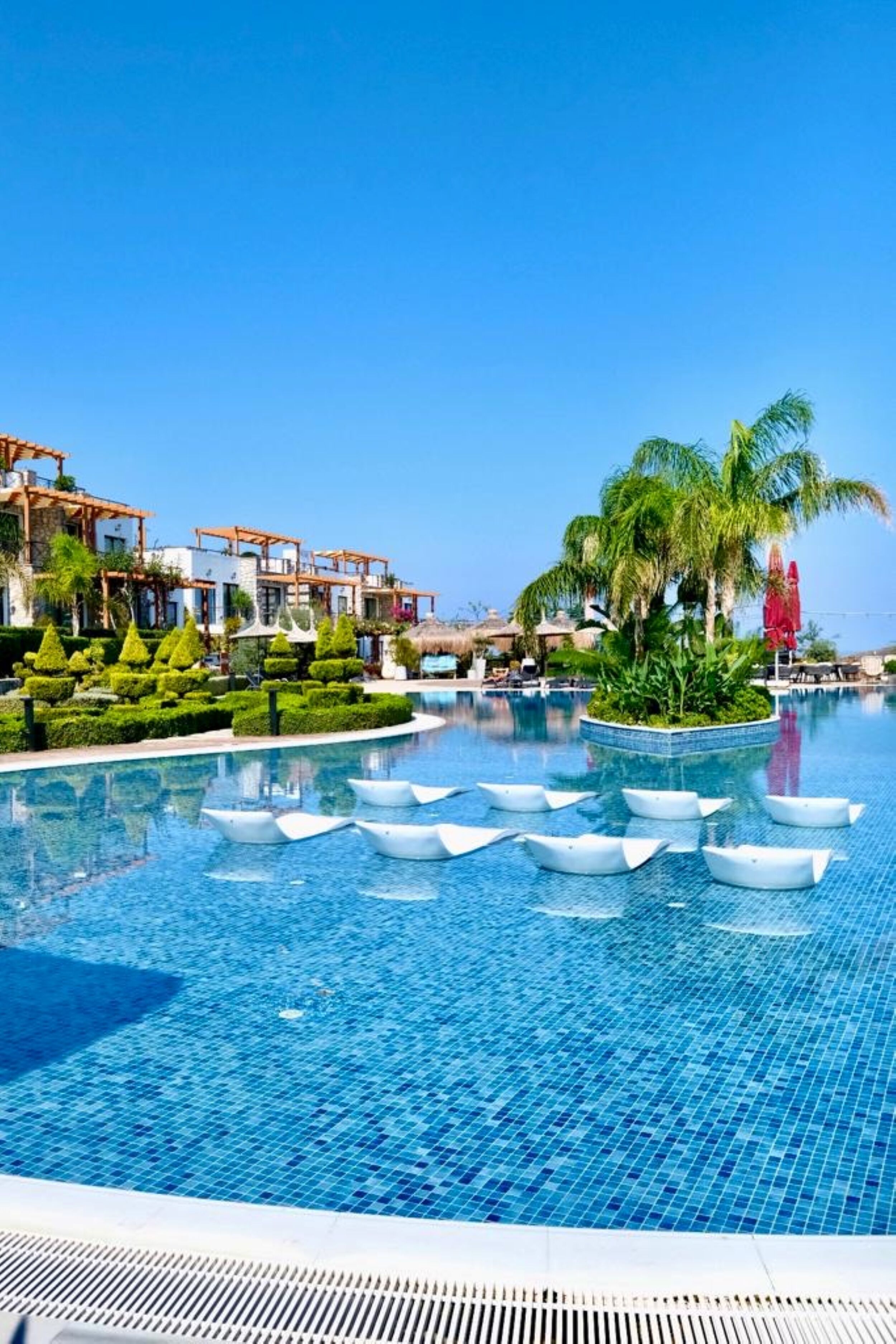 Apart Daire, 3 Yatak Odası, Sigara İçilebilir, Balkon | Havuz | Açık yüzme havuzu 