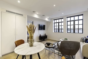 Basic Apartment | Living area - Charming Kentish Town Retreat (London)