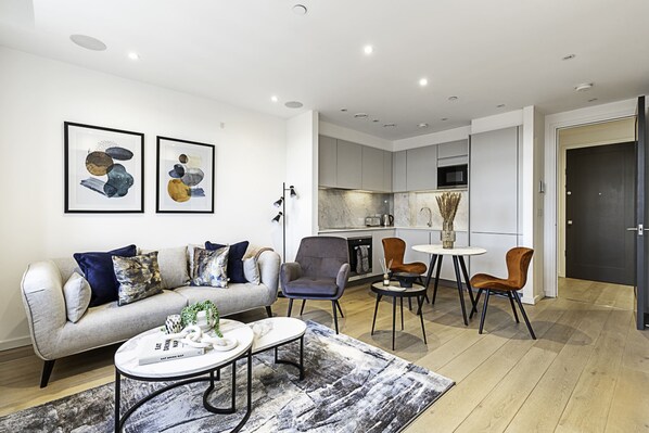 Interior - Charming Kentish Town Retreat (London)