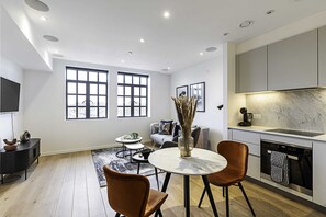 Private kitchen - Charming Kentish Town Retreat (London)