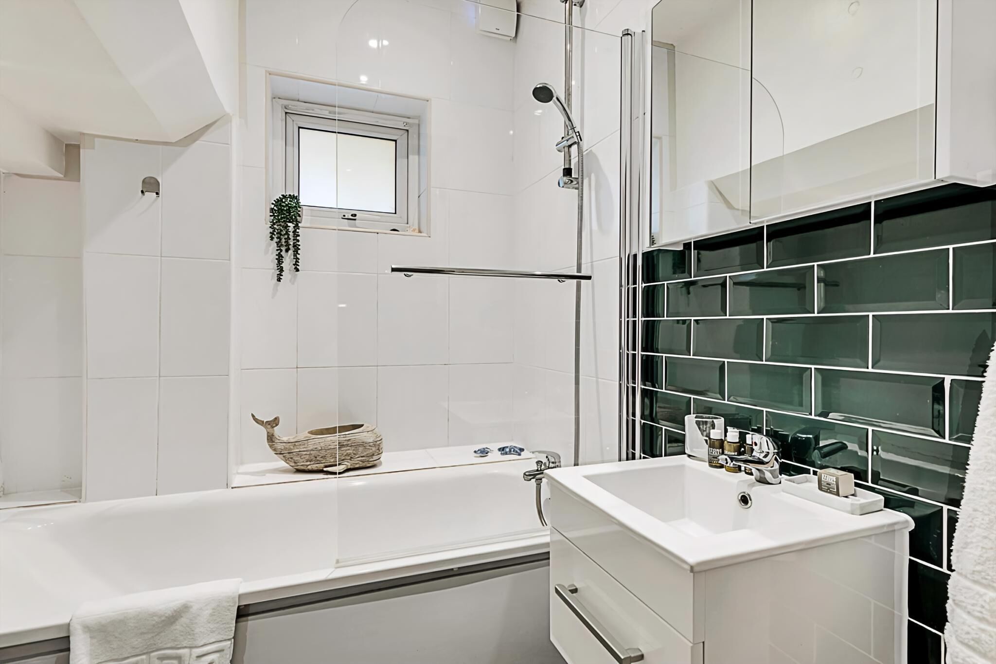 Apartment | Bathroom