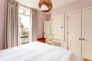 1 bedroom, free WiFi - Chic Gunter Grove Flat - London Retreat (London)
