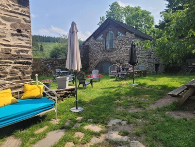 Maison de Vacances Face au Mont Lozère au Milieu des Bois